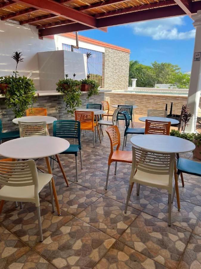 Capital Center Cancun Exterior photo